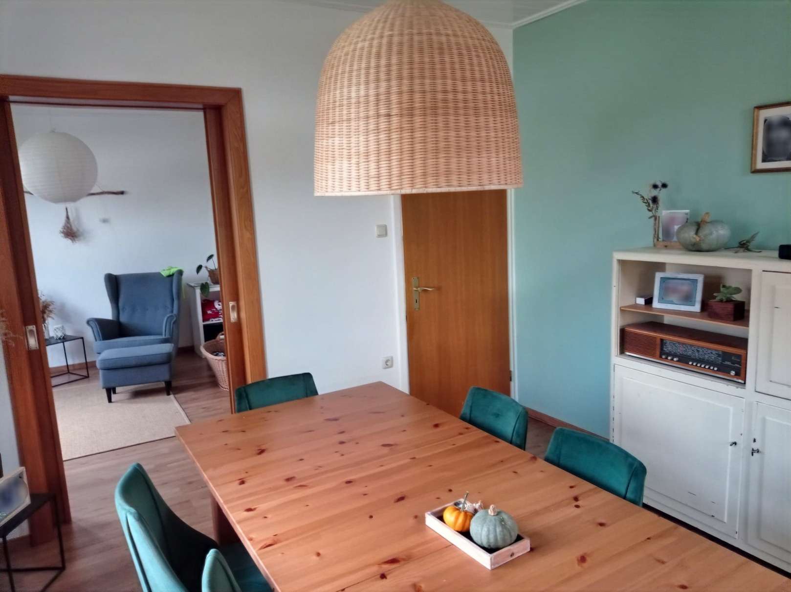 Immobilie in Zetel - Charmantes und bezugsfreies Einfamilienhaus  - Bild 2