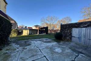 Mehrgenerationenhaus mit großem Grundstück zu verkaufen! *Pool* *Garage* *Einliegerwohnung* – Die vollständige Adresse der Immobilie erhältst du vom Anbieter., 1612 Nünchritz – Vorschaubild 8