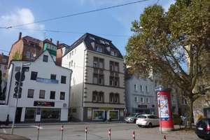 Stuttgart-Gablenberg: Zentrale 2-ZW. Kleines Bad, EBK.
