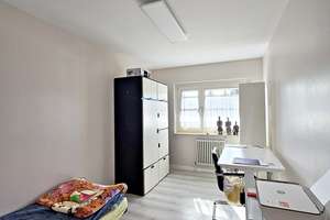 Tolles Reihenmittelhaus mit Garage und AAP im Freien sucht neuen Eigentümer!! – Die vollständige Adresse der Immobilie erhältst du vom Anbieter., 72760 Reutlingen-Mitte, Reutlingen – Vorschaubild 13