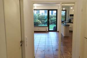 Gepflegte 2,5-Zimmer-EG-Wohnung mit komplett ausgestatteter Küche, Garten und TG-Stellplatz