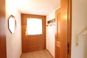 Sonniges Reihenhaus in absolut ruhiger Lage in Puchheim, 5 Zimmer+ Bad+ 2 WCs + Südbalkon+ Südgarten – 82178 Puchheim – Vorschaubild 11
