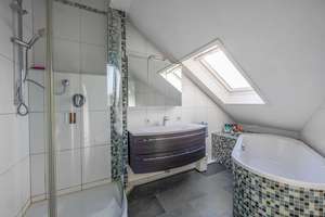 Denkmalgeschützte DG-Maisonette mit Weitblick – 70180 Lehen, Stuttgart – Vorschaubild 12
