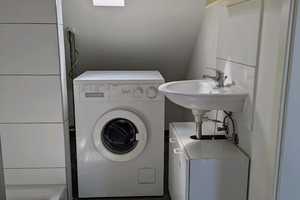 2 Zimmer Dachgeschosswohnung | 015777652269 ( WA ) – Dachauer Str. 28, 80335 München – Vorschaubild 2