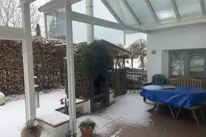 KNIPFER`S IMMOBILIENSCHÄTZE - Traumhaft schöne Lage - DHH mit Bürogebäude und Außen-Whirlpool – Augsburg (Kreis) – Vorschaubild 11
