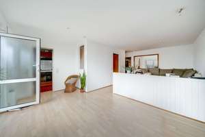 9-Familienhaus in exklusiver Lage mit traumhaftem Seeblick auf parkartigem Grundstück in Dingelsdorf – Die vollständige Adresse der Immobilie erhältst du vom Anbieter., 78465 Dingelsdorf, Konstanz – Vorschaubild 70