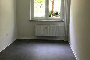Helle 3-Zimmerwohnung mit Balkon im zentraler Lage. – Steubenstr. 13 B, 33609 Bielefeld – Vorschaubild 3