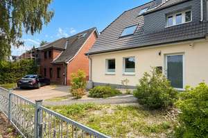 Teilsanierte Doppelhaushälfte mit traumhaftem Garten in guter Wohnlage in HH-Billstedt - Wentzel Dr. – Die vollständige Adresse der Immobilie erhältst du vom Anbieter., 22117 Billstedt, Hamburg – Vorschaubild 6