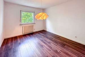 Sofort bezugsfrei – 3 Zimmer ETW mit sonnigem Balkon und Garage auf einem Erbbaugrundstück – Die vollständige Adresse der Immobilie erhältst du vom Anbieter., 44867 Westenfeld, Bochum – Vorschaubild 3