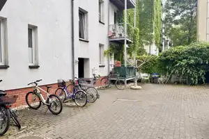 Property thumbnail 3