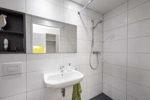 Stilvolle 1-Raum-Wohnung in Würzburg – Einzug ab 4. August – Haugerglacisstraße 5a, 97080 Würzburg – Vorschaubild 5