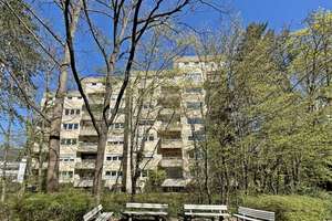 MIT BLICK INS GRÜNE: SAN.-BEDÜRFTIGE 2-ZI-ETW MIT SÜDBALKON, LIFT UND TG-STELLPLATZ IN ER-BÜCHENBACH – Kulmbacher Straße 14, 91056 Büchenbach Nord, Erlangen – Vorschaubild 32