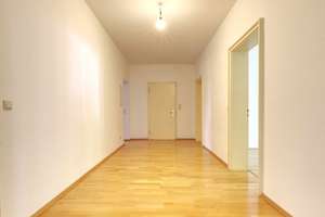 Mainz Oberstadt # großzügige 5 Zimmerwohnung im 1. Obergeschoss # Einbauküche # Gartenanteil – Am Stiftswingert 13, 55131 Oberstadt, Mainz – Vorschaubild 28