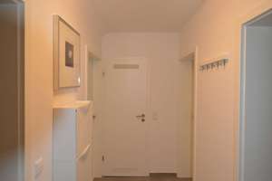 Zentral wohnen oder attraktiv vermieten – modernisierte 3-Zimmer-Wohnung mit Balkon in Stuttgart – 70190 Stöckach, Stuttgart – Vorschaubild 3