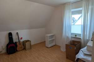 Großzügige Doppelhaushälfte mit großem Garten und Garage in ruhiger Lage von Friedberg – Die vollständige Adresse der Immobilie erhältst du vom Anbieter., 86316 Friedberg – Vorschaubild 10