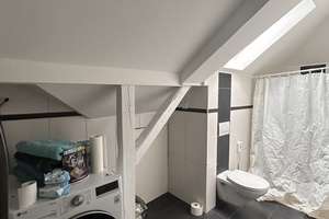 Zwei Zimmer in Wiesbaden: Helle Dachgeschosswohnung mit Einbauküche – Biebricher Allee 163, 65203 Biebrich, Wiesbaden – Vorschaubild 5