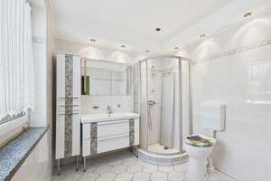 Property thumbnail 11