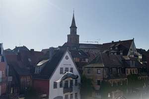 Charmante 3-Zimmer-Wohnung mit traumaftem Blick über die Dächer von Fürth – Die vollständige Adresse der Immobilie erhältst du vom Anbieter., 90762 Altstadt, Innenstadt, Fürth – Vorschaubild 2