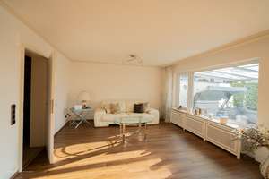 ***Heike Borchers Immobilien***Gemütliches Reiheneckhaus mit Süd-Garten bietet viel Freiheit*** – Die vollständige Adresse der Immobilie erhältst du vom Anbieter., 82024 Taufkirchen – Vorschaubild 3