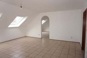 Großzügige 3-Zi. DG-Wohnung in Nürnberg - Werderau / Wohnung mieten – Die vollständige Adresse der Immobilie erhältst du vom Anbieter., 90441 Werderau, Nürnberg – Vorschaubild 2