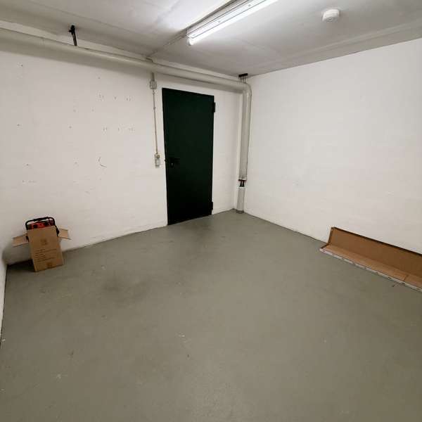 *** helle 4-Zimmer-Wohnung auf zwei Etagen - zwei Balkone und einer Terrasse - Vaalserquartier ***