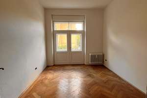 Hohe Decken, viel Flair: Ihr neues Altbaudomizil mit herrschaftlichem Charakter – Völkstraße 27, 86150 Bahnhofs-, Bismarckviertel, Augsburg – Vorschaubild 3