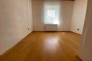 KL - Erlenbach, freistehendes EFH, 8 ZKB, 3 Bäder, großer Garten, Kellerbar, Garage – Kaiserslautern – Vorschaubild 6