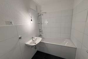 Geräumige 2 Zimmerwohnung mit Balkon - frisch saniert!! – Gerhart-Hauptmann-Straße 2, 47226 Rheinhausen-Mitte, Duisburg – Vorschaubild 7