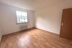 schön geschnittene 3-Zimmerwohnung mit Balkon – Franz-Schubert-Straße 14, 47228 Duisburg – Vorschaubild 4