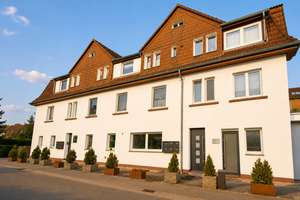 Mehrfamilienhaus mit Wohn- und Gewerbeeinheiten