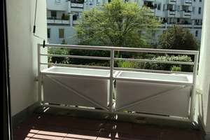 Traumhaft schön -  2Raum mit Balkon + herrlichem Pool – Putbuser Weg 14, 1109 Klotzsche (Stadtteil), Dresden – Vorschaubild 6