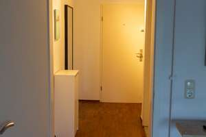 Upscale fully furnished apartment with EBK in prime location – 60385 Bornheim, Frankfurt am Main – Vorschaubild 7