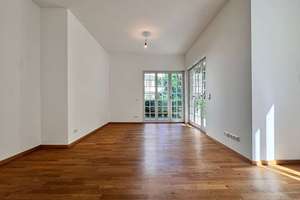 Ruhige 3-Zimmer-Terrassen-Wohnung mit EBK, Fußbodenheizung, Gäste-WC & 2 PKW-Stellplätzen – Großbeerenstraße 317, 14480 Am Stern, Potsdam – Vorschaubild 11