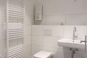 SANIERTE 2-Zimmer-Wohnung im 4. OG mit Balkon und Fahrstuhl in Düsseldorf – Torfbruchstraße 71, 40625 Gerresheim, Düsseldorf – Vorschaubild 11