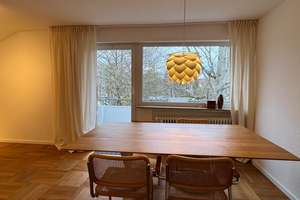 Gepflegte 4-Zimmer-Dachgeschosswohnung in ruhiger Lage von Stuttgart-Weilimdorf
