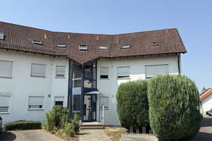 VERMIETETE 2-ZIMMER-DG-WOHNUNG INKL. 2 TG-STPL. + 1 AUßEN-STPL. + HOBBYRAUM
