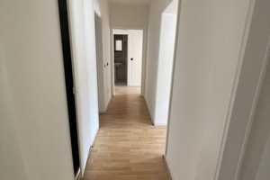 Attraktive 4-Zimmerwohnung mit Balkon in zentraler,ruhiger Lage! WG geeignet! – Klosterstr. XX, 40211 Düsseldorf – Vorschaubild 6