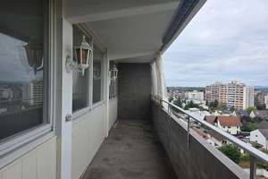 Traumhafter Ausblick: 3-Zimmer-Wohnung mit Küche und Balkon im 10. OG – Carl-Lepper-Straße 10, 68623 Lampertheim – Vorschaubild 3