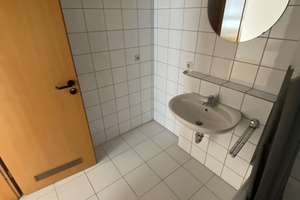 Modernisierte 1-Raum-Wohnung mit Balkon und Einbauküche in Schönaich – Im Röhrle 3, 71101 Schönaich – Vorschaubild 4