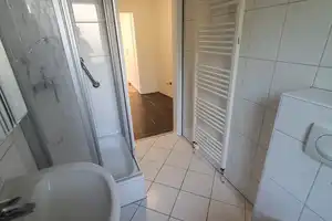 Schöne und vollständig renovierte 2-Zimmer-Erdgeschosswohnung mit Balkon und EBK in Wuppertal – Hohenstein 146, 42283 Wuppertal – Vorschaubild 8