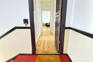 Bezugsfreie, möblierte und frisch renovierte 2 Zimmer Altbau-Wohnung mit Balkon - am Ku´Damm – Die vollständige Adresse der Immobilie erhältst du vom Anbieter., 10711 Halensee, Berlin – Vorschaubild 31
