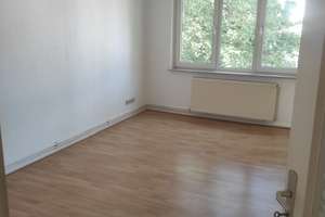 3-Zimmer-Wohnung zum Wohlfühlen im Seeviertel Salzgitter – Riesentrapp 17, 38226 Lebenstedt, Salzgitter – Vorschaubild 1