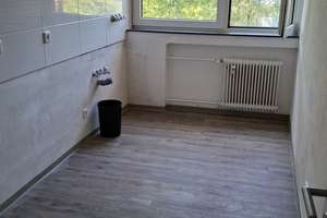 Helle 3,5 Raum Wohnung mit Balkon und Aufzug in Gelsenkirchen – Plutostr. 74, 45888 Bulmke-Hüllen, Gelsenkirchen – Vorschaubild 14