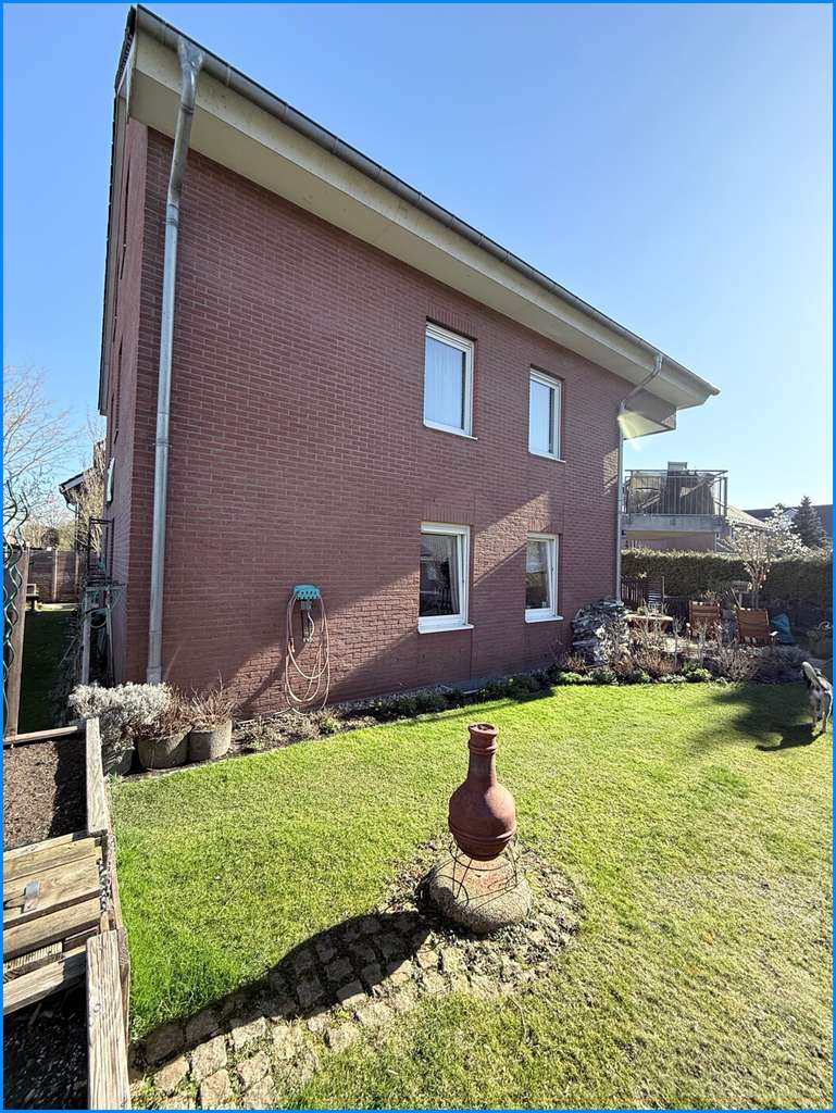 Immobilie in Stahnsdorf - MAK Immobilien:  Zweifamilienhaus in Stahnsdorf kaufen - Bild 1