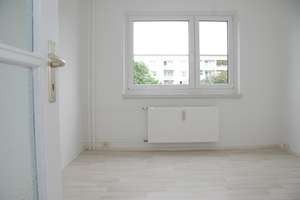 3-Zimmer-Wohnung mit 2 Balkonen – Stollberger Str. 49, 9119 Kapellenberg, Chemnitz – Vorschaubild 3