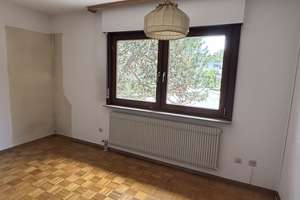 Einzigartiger Eckbungalow in Sindelfingen Hinterweil – Traumhaftes Wohnen mit Charme & Privatsphäre! – Die vollständige Adresse der Immobilie erhältst du vom Anbieter., 71067 Sindelfingen – Vorschaubild 12