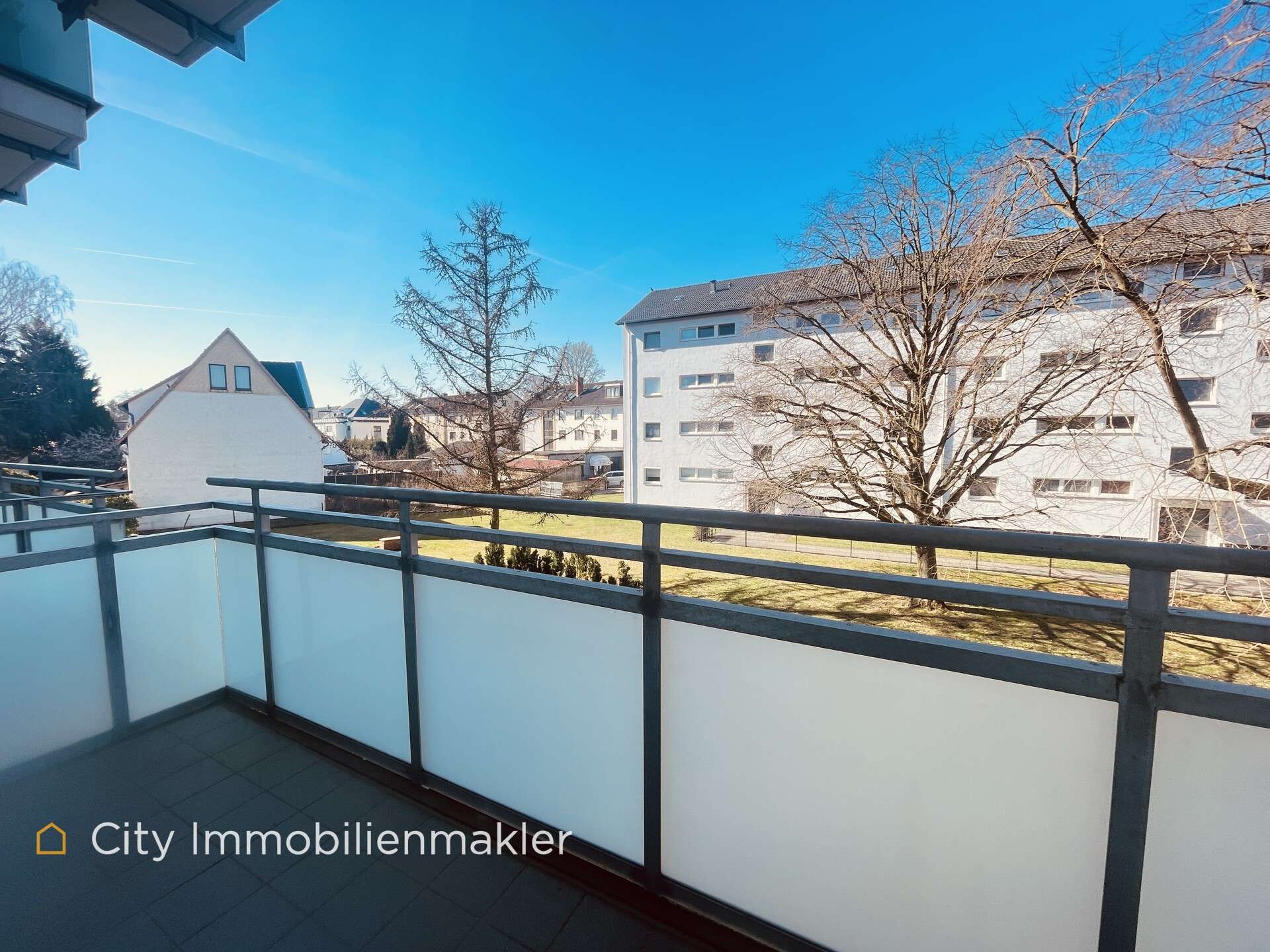 "Charmante 3-Zi.-Wohnung mit Balkon, grünem Ausblick und Entwicklungspotenzial in Hannover-Misburg", Hannover – Bild 3