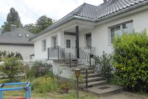 Großzügiges, freistehendes Einfamilienhaus mit Garten in Niederschönhausen – Taufsteinweg 2, 13158 Rosenthal, Berlin – Vorschaubild 2