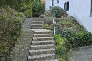 Stilvolle Maisonettewohnung mit tollem Weitblick in Wuppertals Höhenlagen! – Die vollständige Adresse der Immobilie erhältst du vom Anbieter., 42113 Uellendahl-Katernberg, Wuppertal – Vorschaubild 4