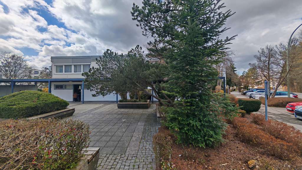 Immobilie in Memmingen - Erbpacht-Wohnung ohne Balkon – helle 4-Zimmer-Wohnung (126 m²) im 1. OG in Memmingen – provisionsfre - Bild 2